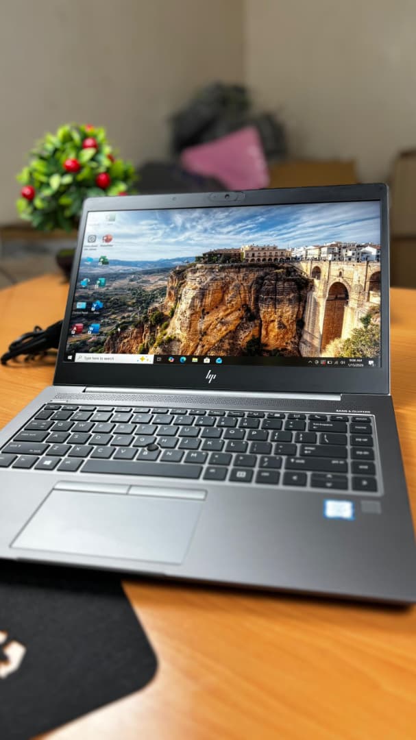 Hp Zbook 14u - الصورة 9