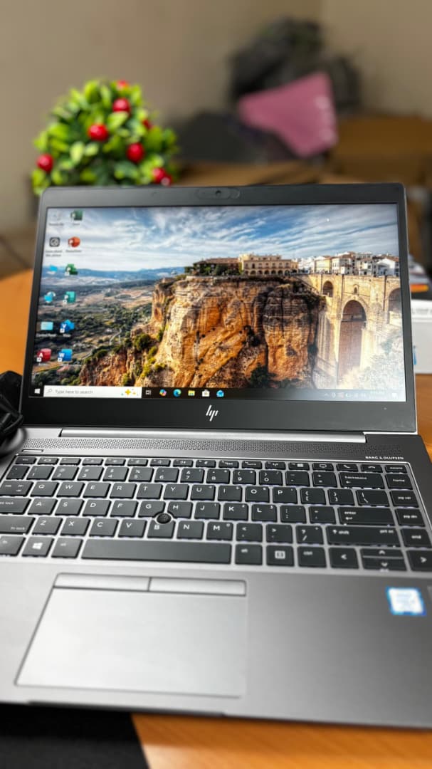 Hp Zbook 14u - الصورة 11