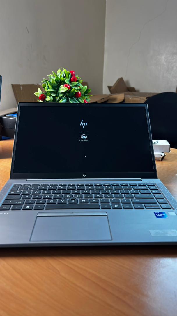 HP ZBook Firefly 14 G8, i7-11th, 16/512ssd - الصورة 11