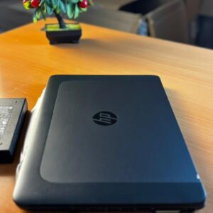 HP ZBook 14 workstation, Touch, i7-5th 1gb graphics