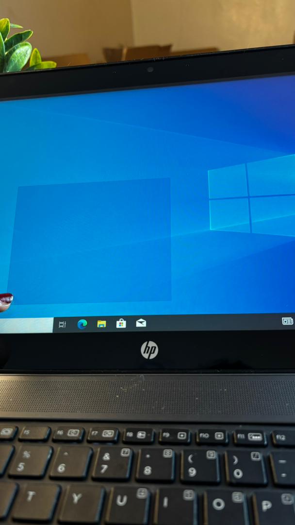HP ZBook 14 workstation, Touch, i7-5th 1gb graphics - الصورة 5