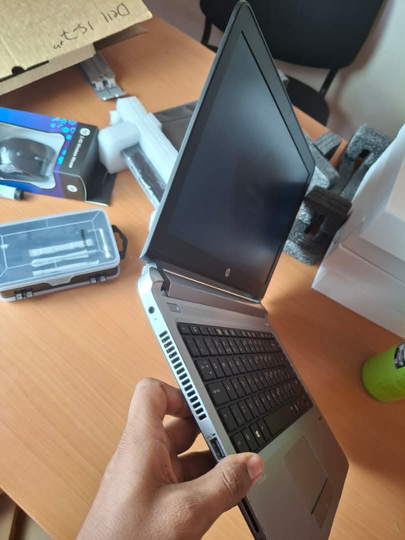HP ProBook 430, 13.3, i5-6th, 8/256ssd/500hdd - الصورة 2