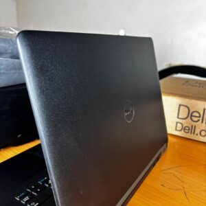 Dell Latitude 5480, 2gb Crte graphic, 14' i5-6th ( HQ )