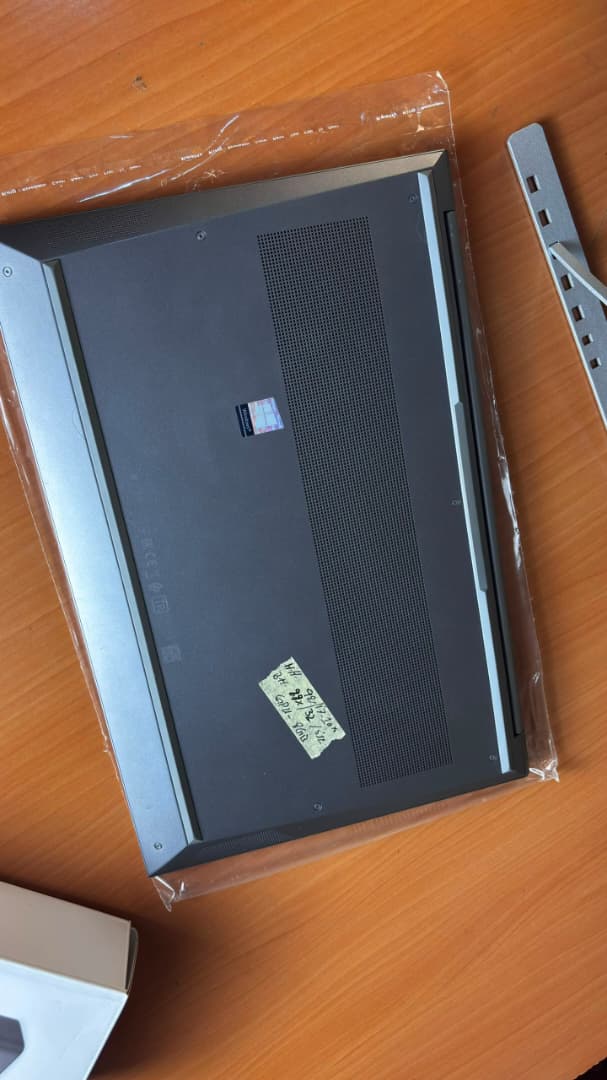 HP ZBook Create G7 15.6', Core I7-10TH,8GB Nvidia GoForce RTX 2070 Max-Q, , 32/512 - Image 11