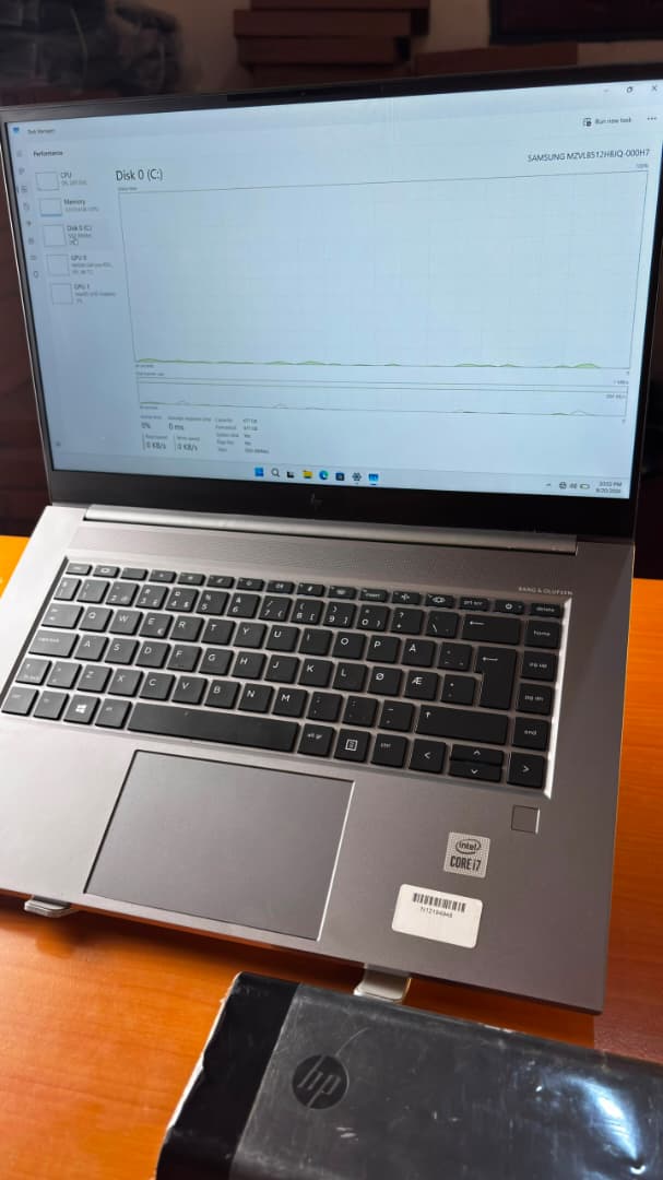 HP ZBook Create G7 15.6', Core I7-10TH,8GB Nvidia GoForce RTX 2070 Max-Q, , 32/512 - Image 3