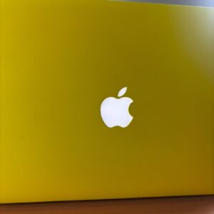 MacBook Air 2015 Yellow